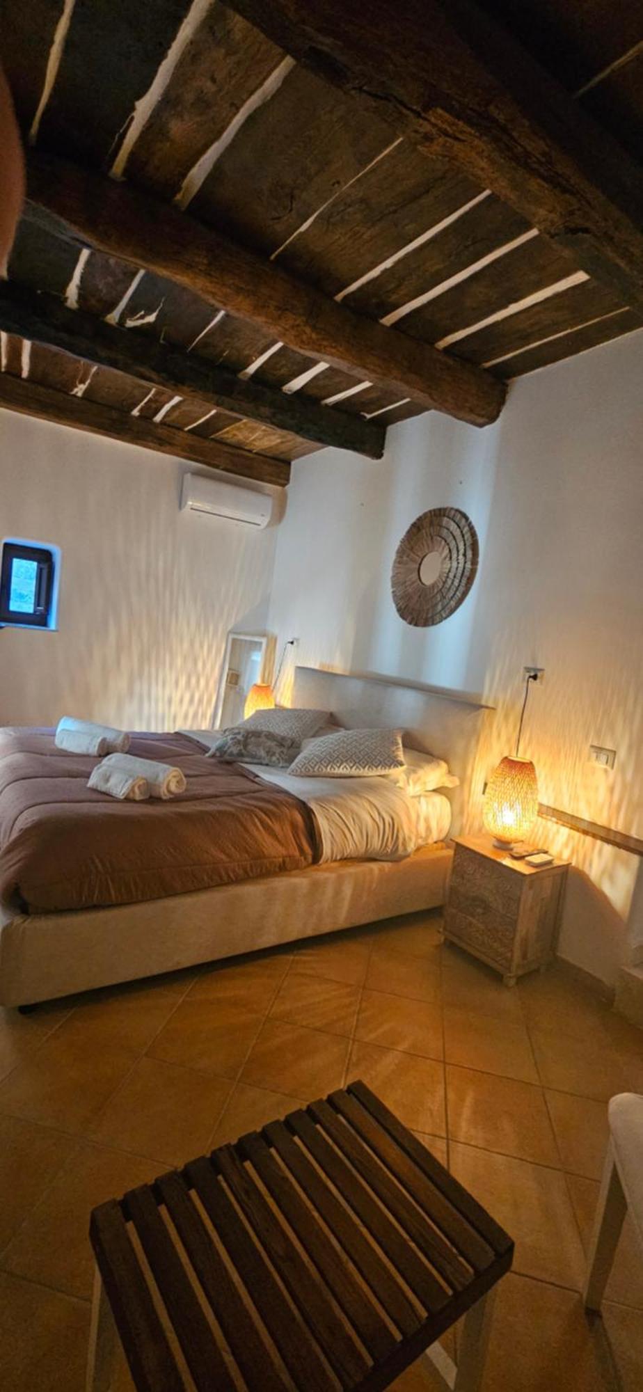 Oikos Guesthouse & Rooftop Suio Exterior foto